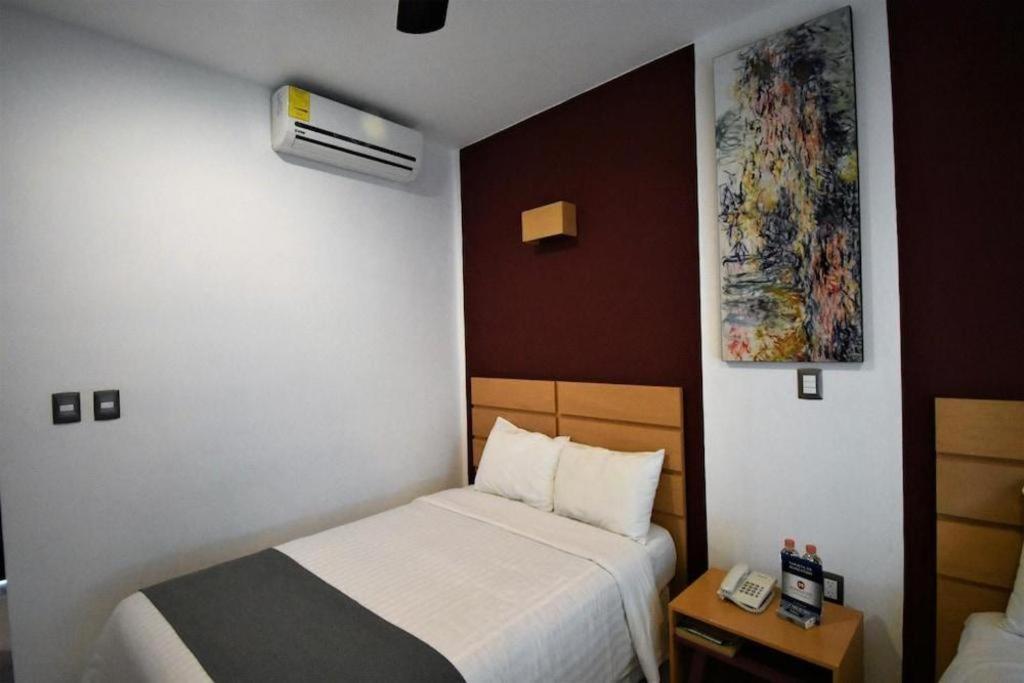 Hotel Barante Suites Salamanca Exterior photo