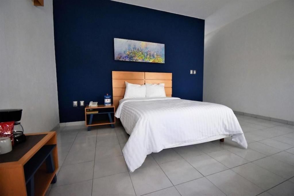 Hotel Barante Suites Salamanca Exterior photo